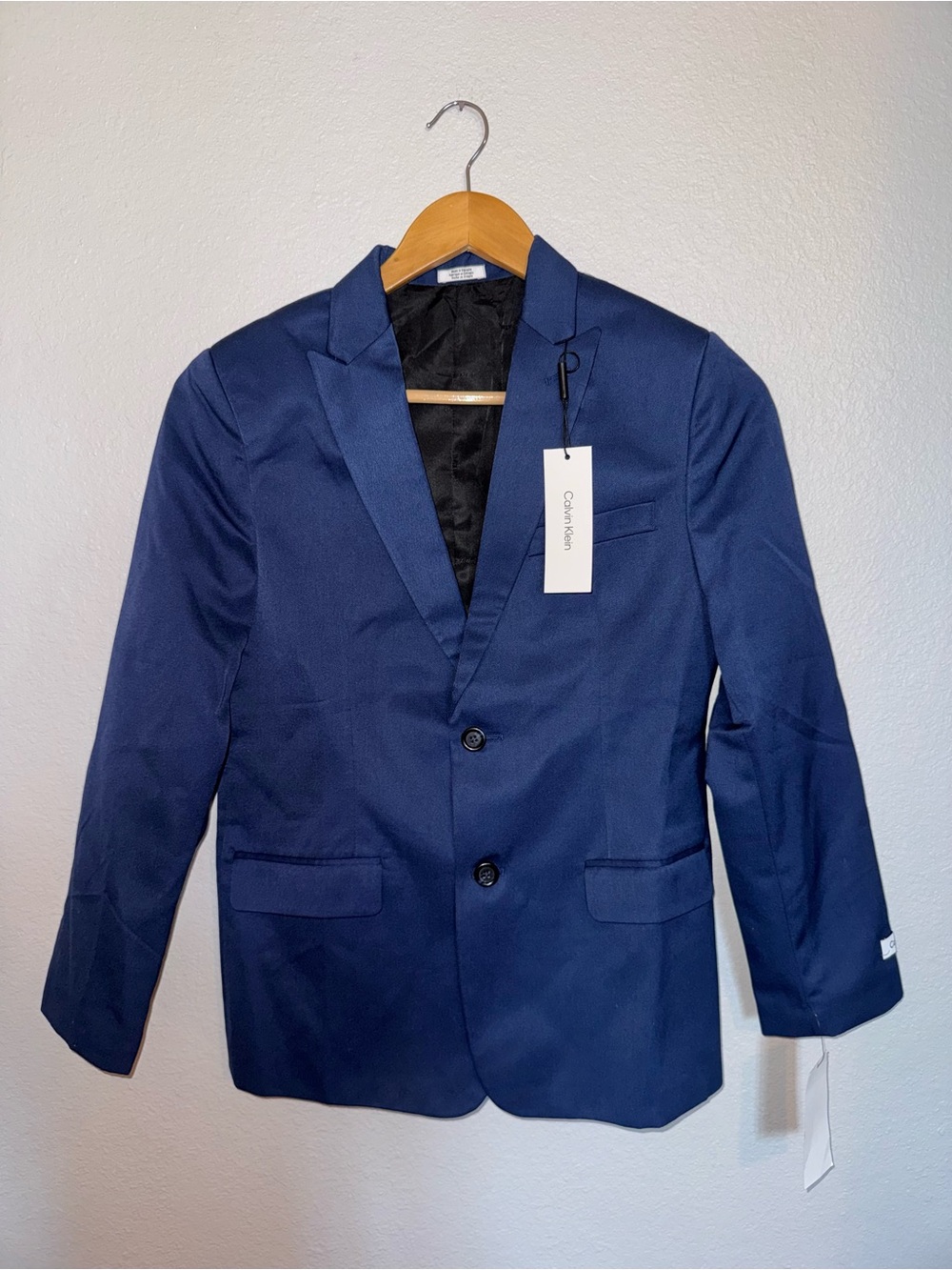 New Calvin Klein Navy Blue Two-Button Sport Coat - Kids size 14 Coat Only